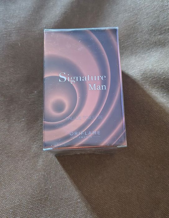 Woda toaletowa Signature