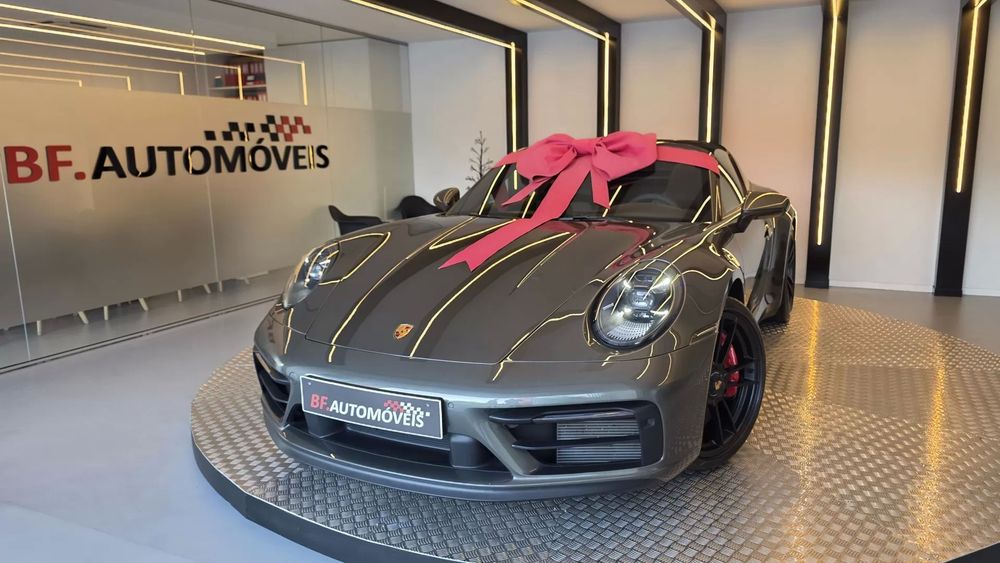 Porsche 911 (992) Targa 4 GTS PDK