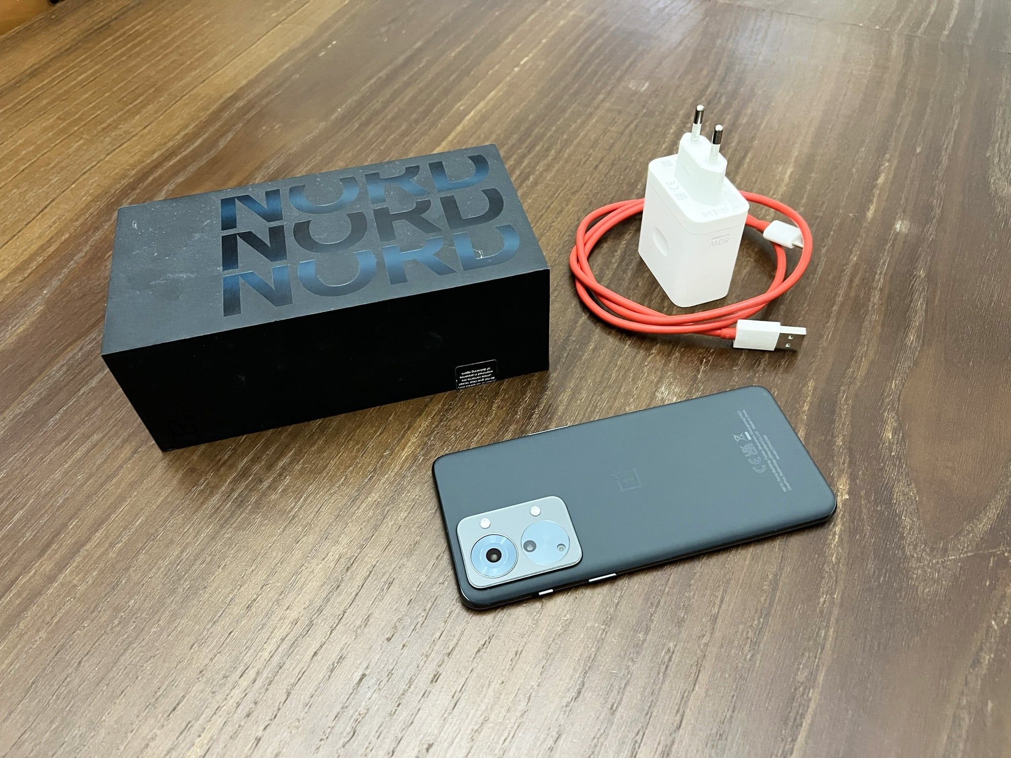OnePlus Nord 2T 5G