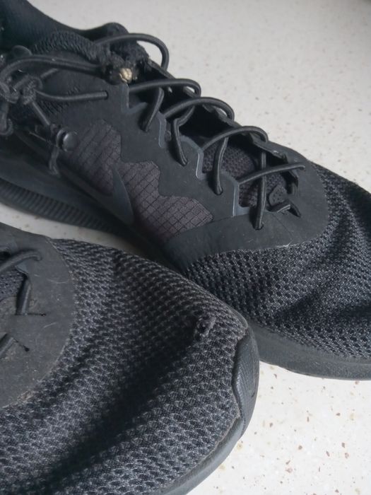Buty Nike używane uszkodzone rozmiar 39