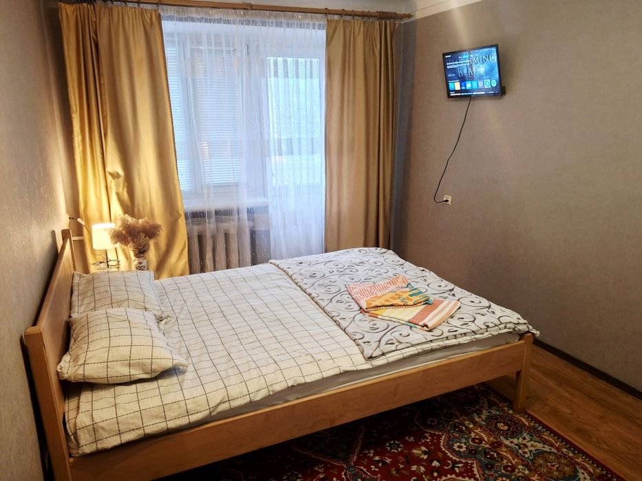 Кв-ра центр, глобал. погодинно, подобово, вокзали