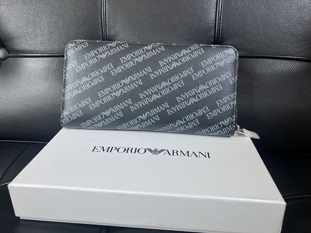 Emporio Armani skórzany męski portfel sygnowany Nowy