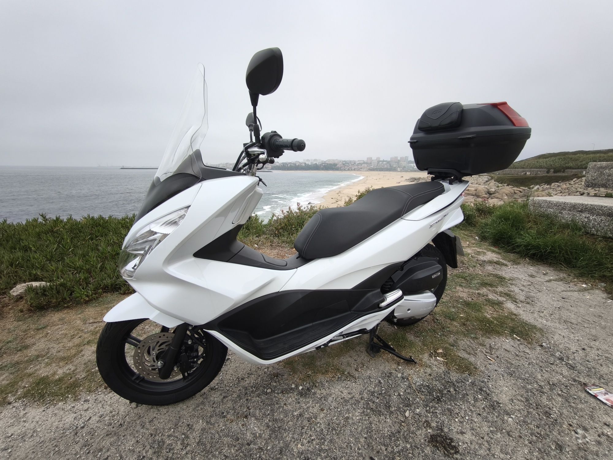 Honda PCX125  Ano2015 Km20500
