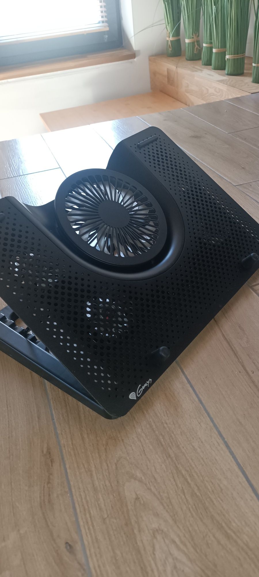 Podkładka chłodząca pod laptopa