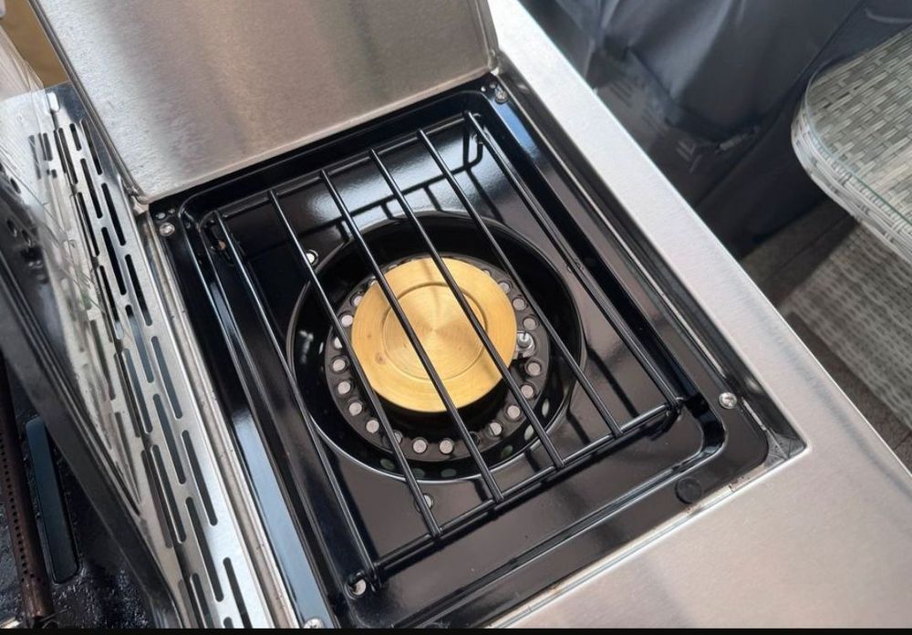 Продам газовий гриль Char Broil