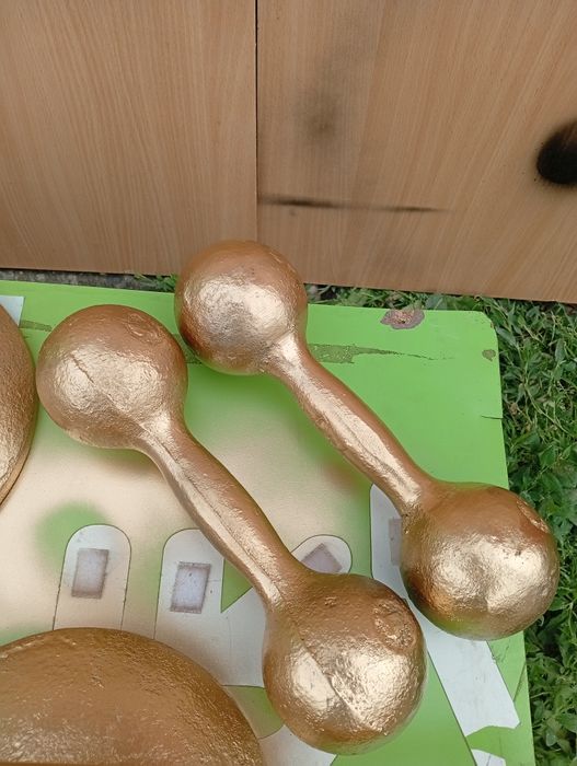 Диски на гантели, штангу внутр.диаметр 25мм. 2,3кг и 5кг. Гантели от 1