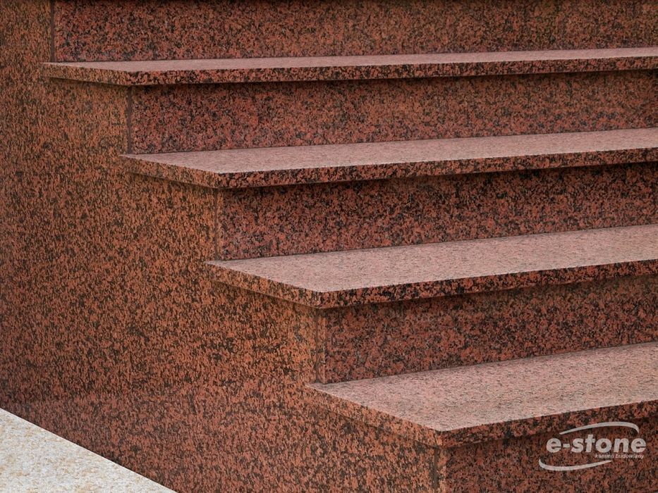 Parapety z granitu czerwonego