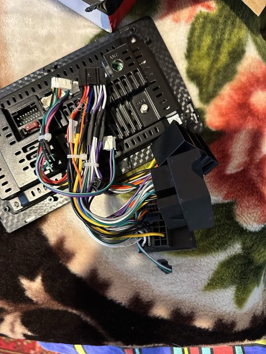 Андроід магнітола в автомобіль