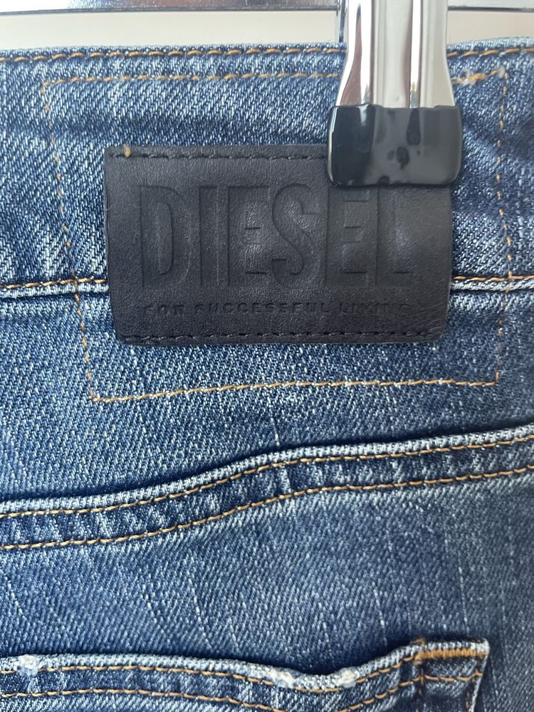 Джинси Diesel, Slim High Waist, W26-L30