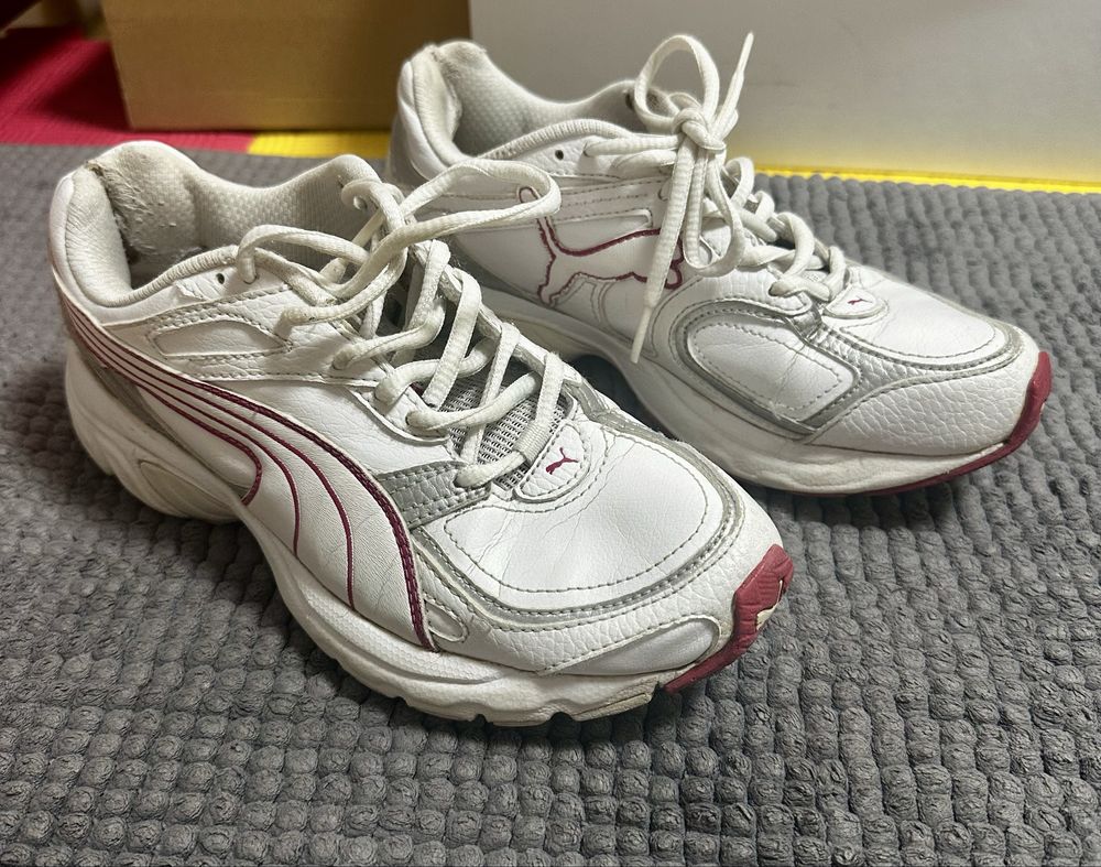 Оригінальні кросівки Puma, р. 37, б/у