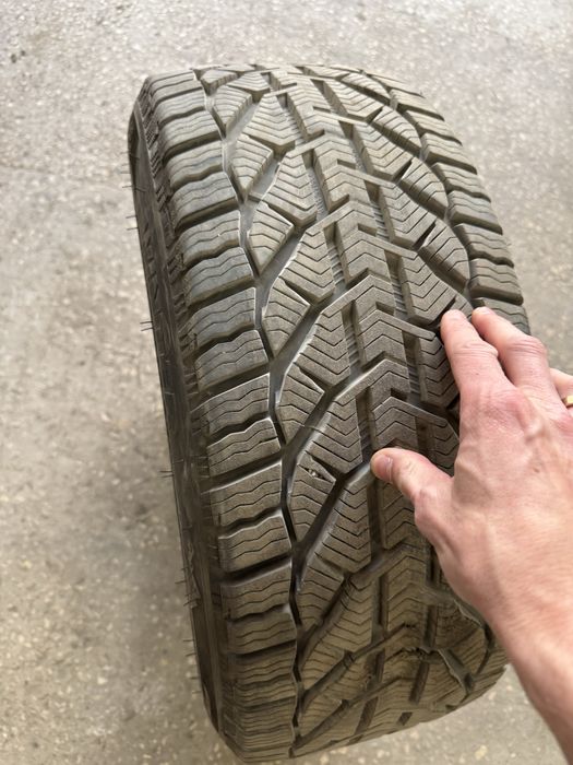 Шини Orium Winter 235/45 R18