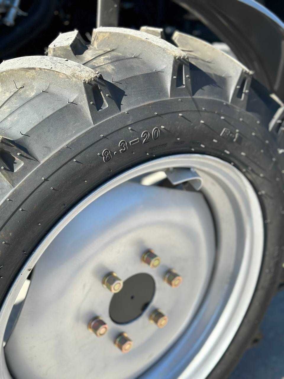 Трактор Скаут 504 ТЕ з Франтальним навантажувачем щелепним