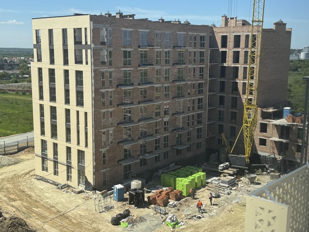Продаж(Єоселя)1-кімнатної квартири 39 кв.м Пустомити (9 км.від Львова)