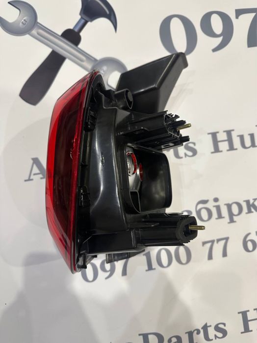 Задній правий стоп (фонарь) Renault Duster 2. 2021 року. Розбірка.