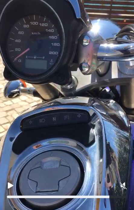 Suzuki Intruder M800