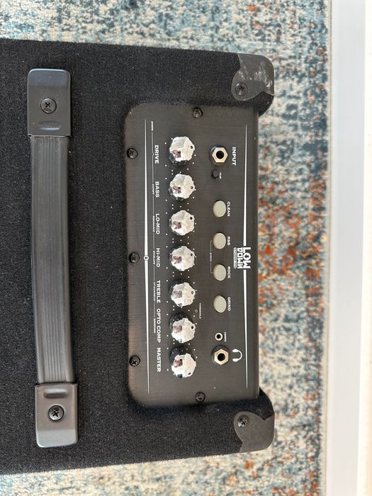 Amplificador de Baixo Line 6