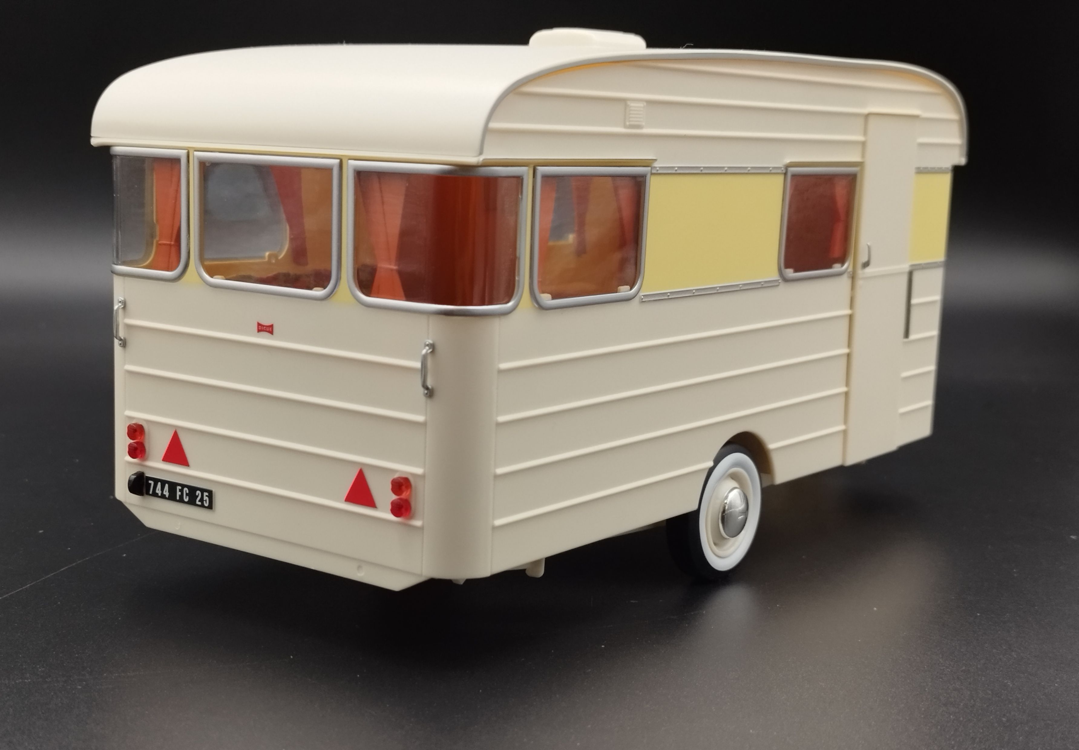 1:18 Norev 1960 Caravan Digue Panoramic 14 przyczepa kamping model