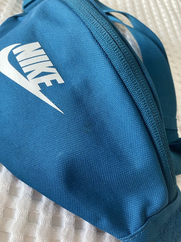 Nerka Nike Heritage