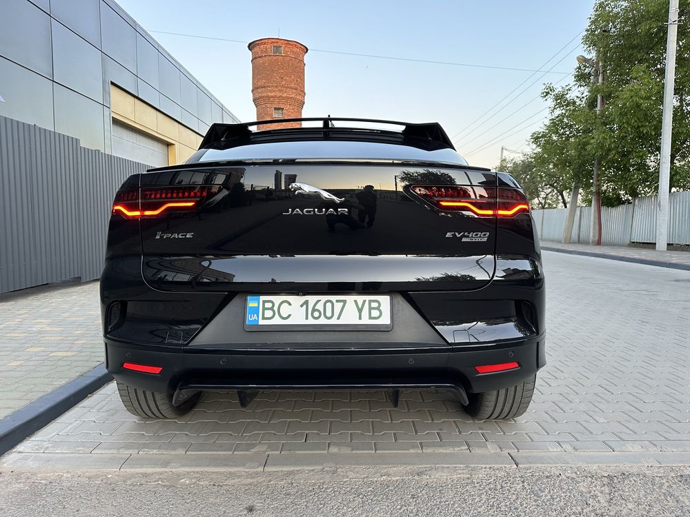 Jaguar i- pace продам