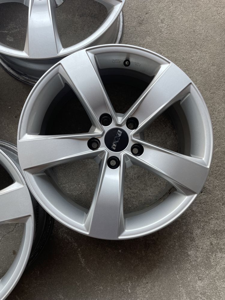 Piękny komplet alufelg 17” 5x114.3x64.1 OXXO Proste ET48 7.5J Okazja!