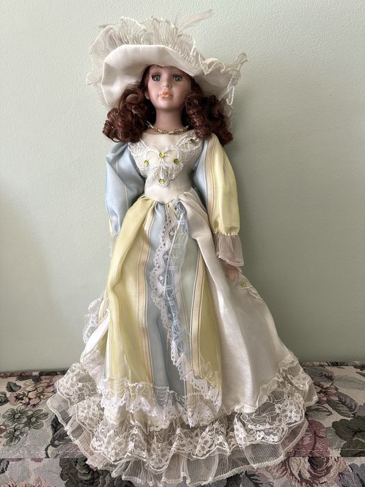 Lalka porcelanowa 50cm wysoka