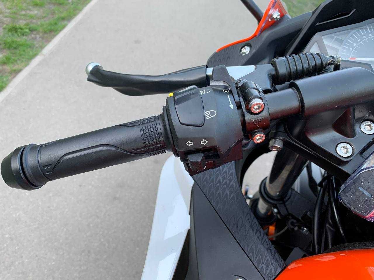 Мотоцикл ML250 CBR (REPSOL)