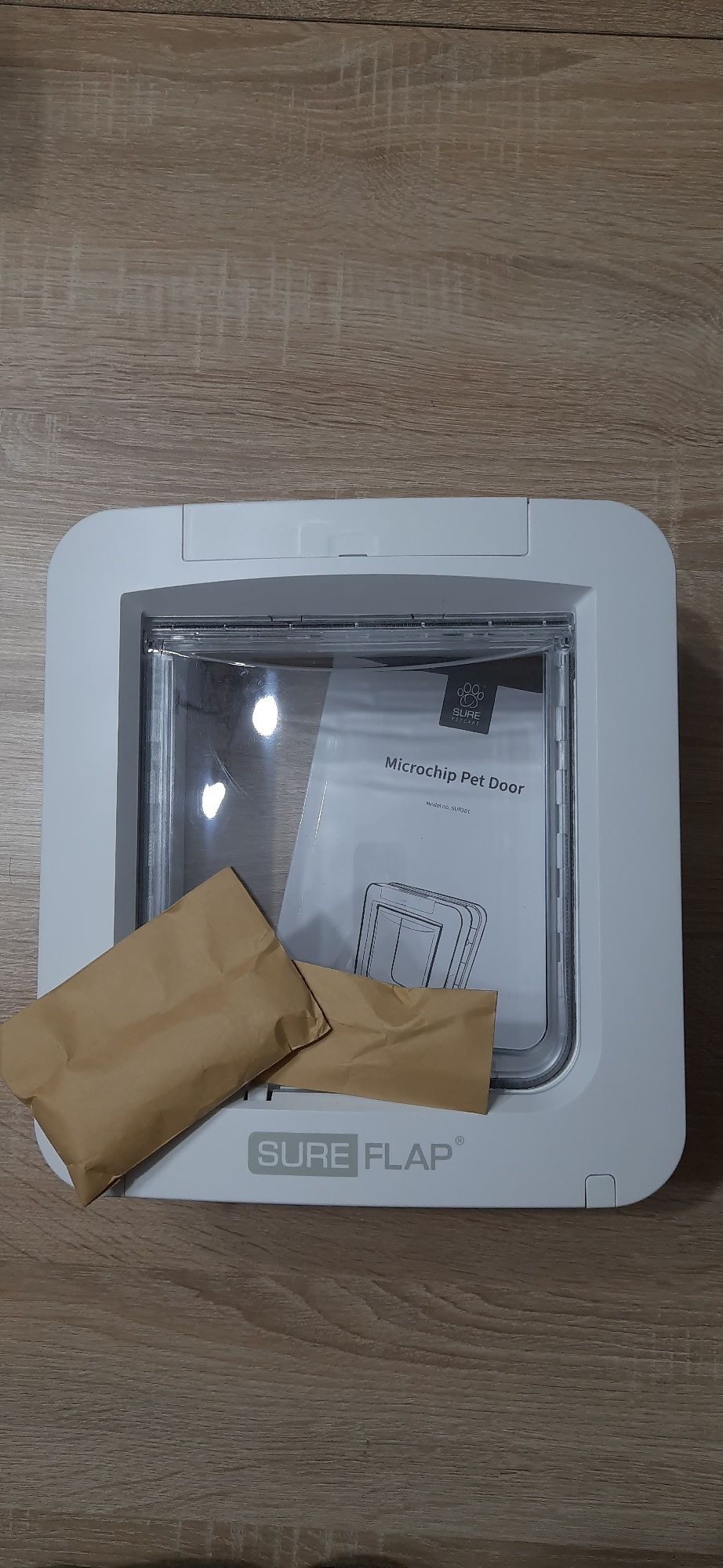 SureFlap Microchip złącze do drzwi dla zwierząt domowych