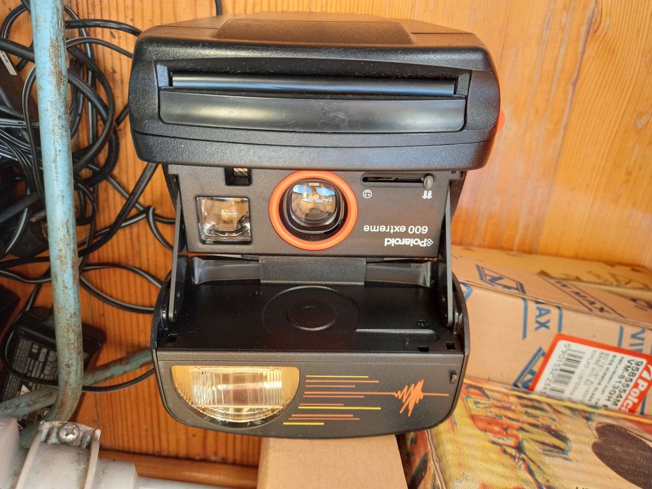 Фотоаппарат пленочный Polaroid 600