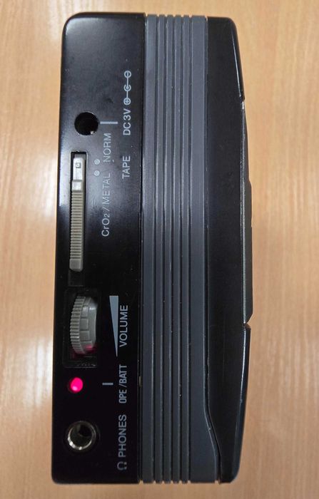 Walkman Aiwa HS-G53 Mark II z SuperBass i Auto-Rewers