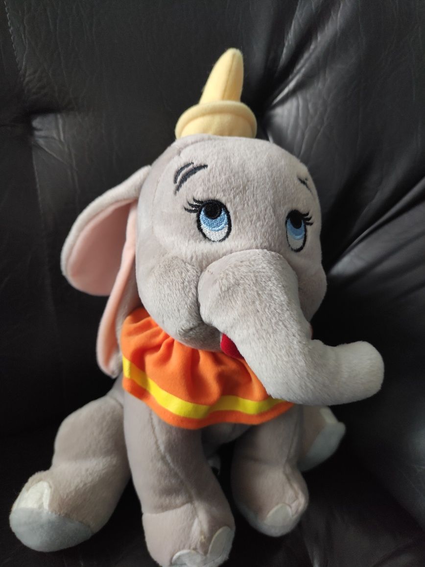 Słoń Dumbo maskotka