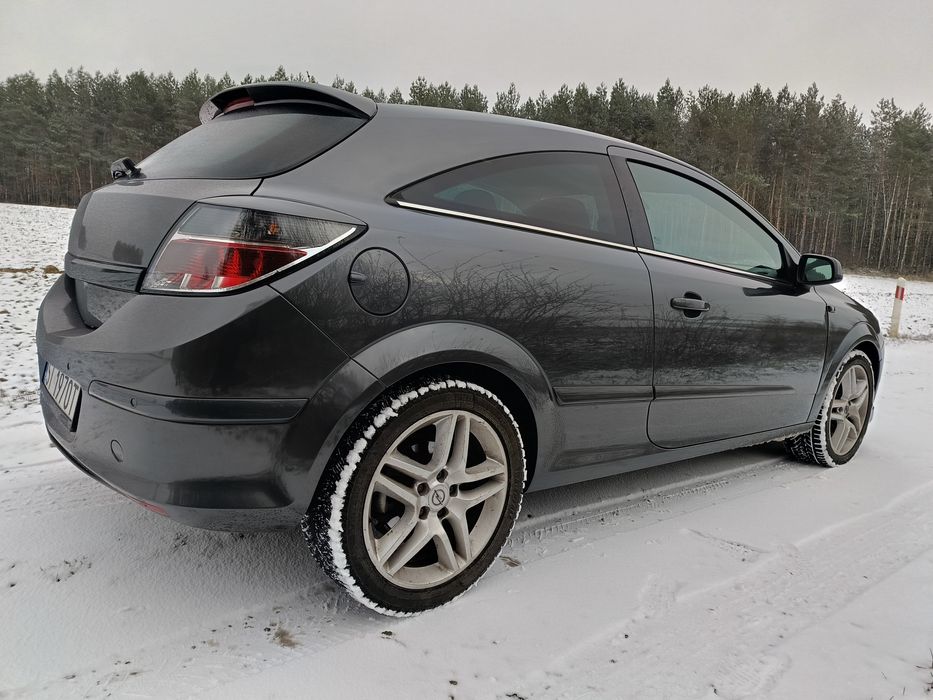 Opel Astra GTC / OPC Line / Irmscher / 2009r.