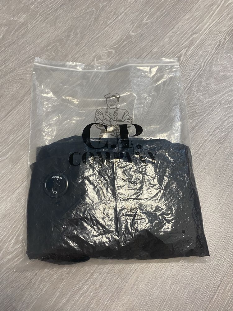 Шорты cp company