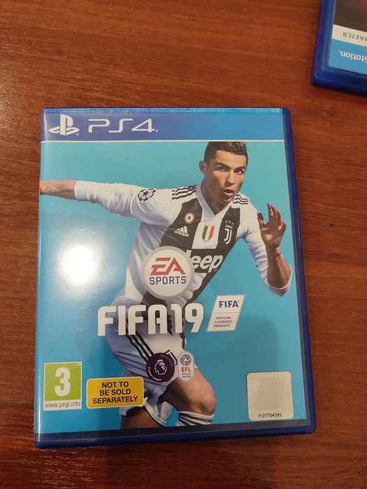 Игровой диск на плэйстэйшен