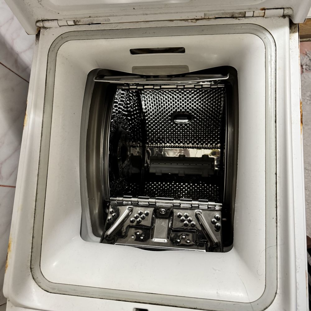 Пральна машинка Whirlpool