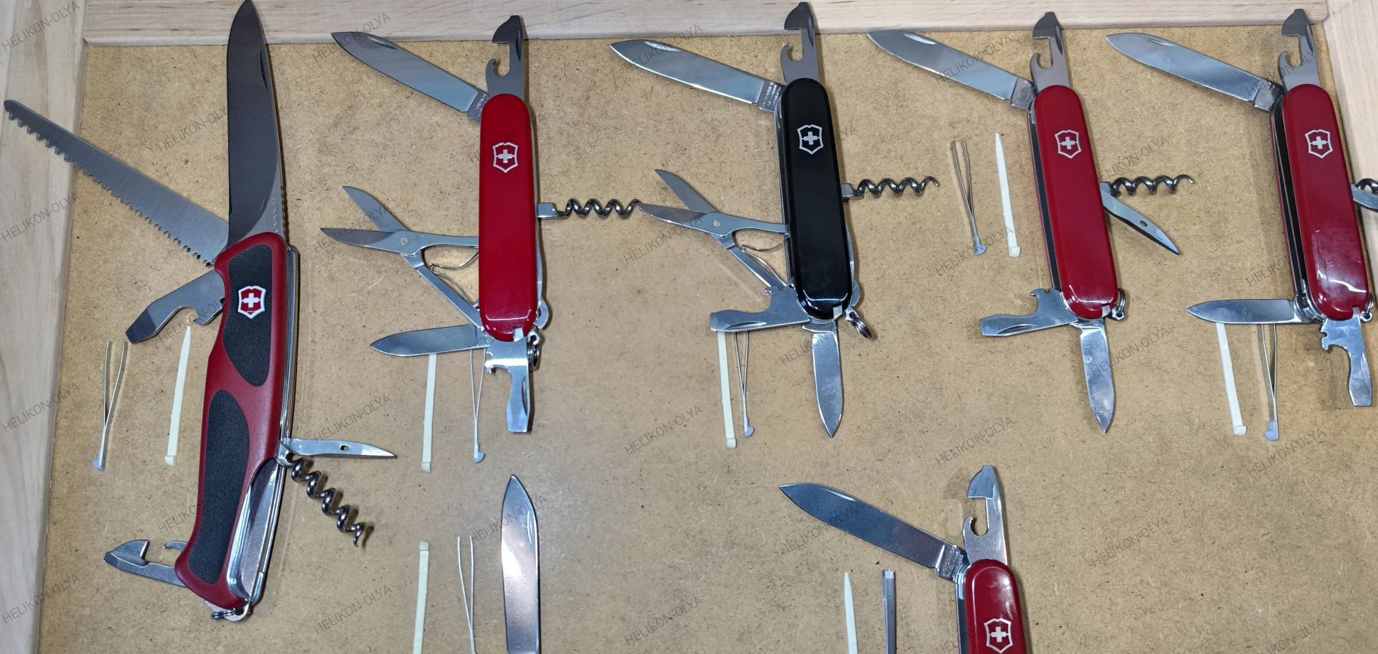 VICTORINOX брелок-ніж подарунковий edc мультитул колекція Швейцарія