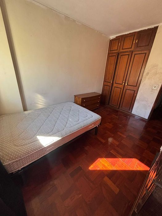 Arrendo Quarto na Rua da Junqueira