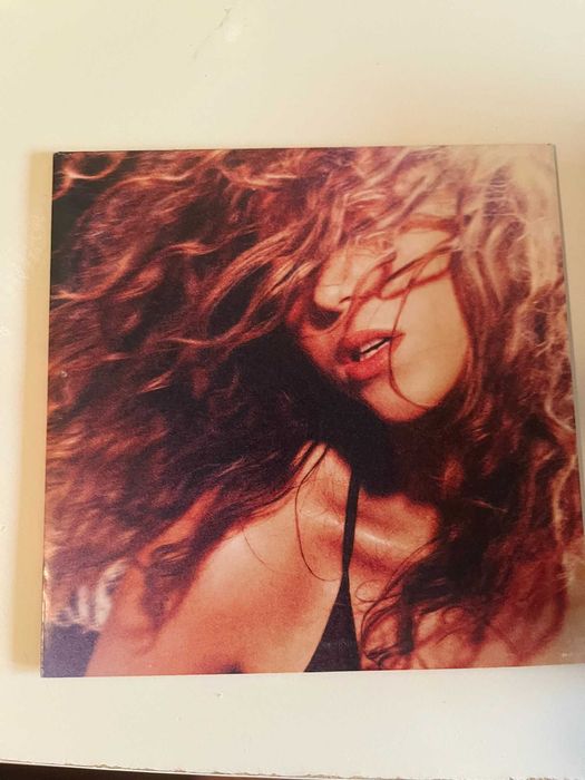 Cds Shakira Oral Fixations