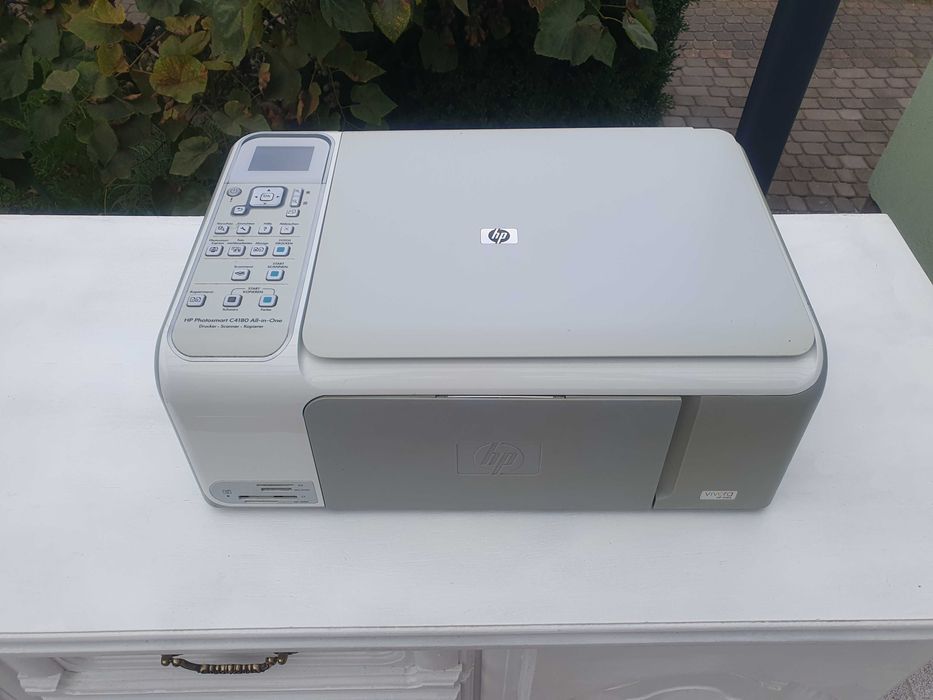 HP Photosmart C 4180. Drukarka, skanner, kopiarka w jednym.