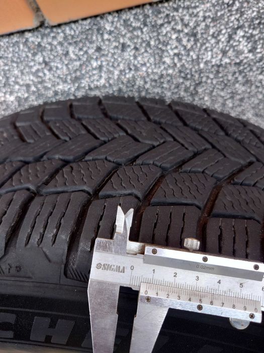 235 60 19 Michelin X-Ice Snow Зима комплект майже Нові