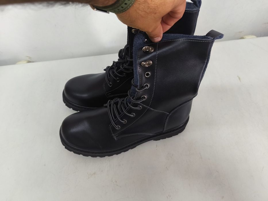 Bota tipo militar AT 44