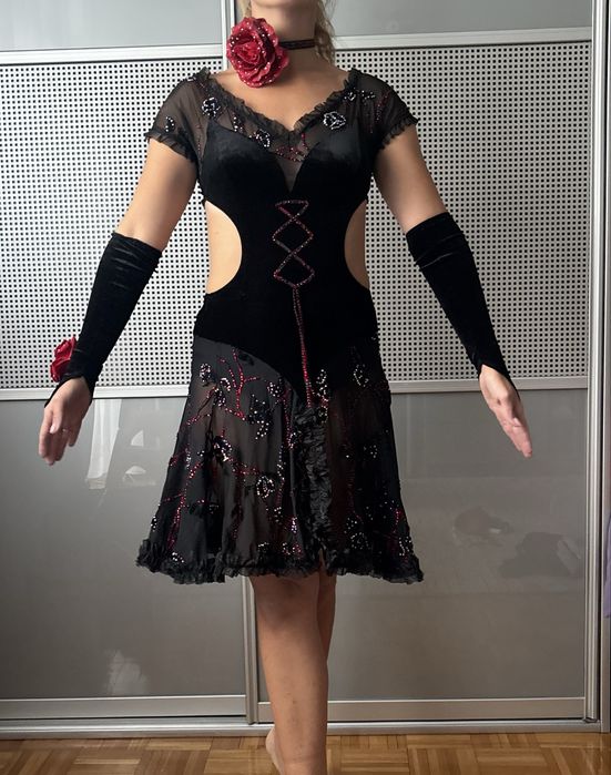 Sukienka taneczna LA łacina kamienie Swarovskiego zdobiona