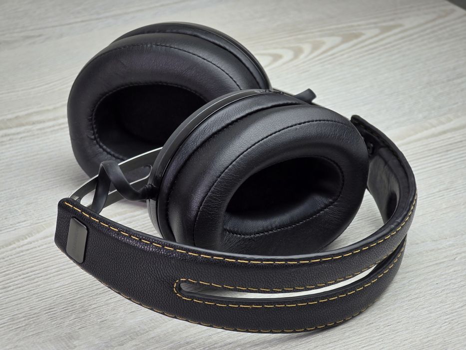 Бездротові навушники Sennheiser MOMENTUM M2 AEBT Black (506250)