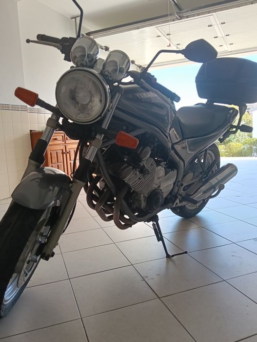 Moto Yamaha xj600N