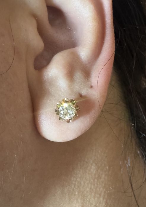 Золотые серьги гвозьдики с бриллиантами  ссср 583  0.80 ct  Якуты