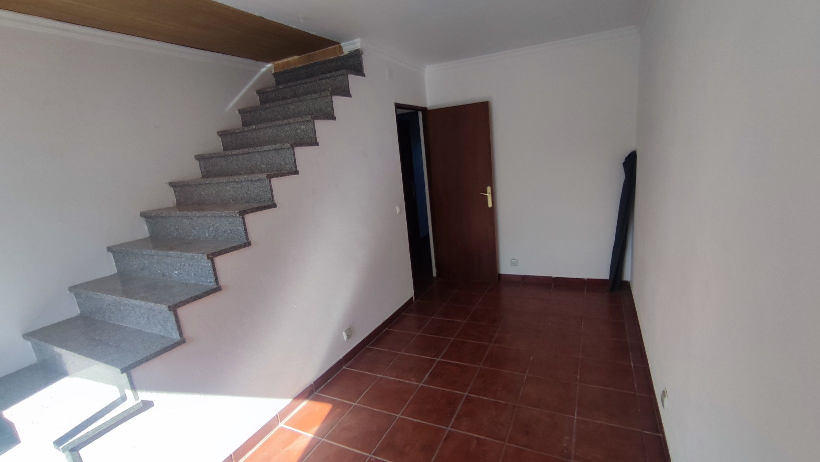 Vendo Moradia T2
