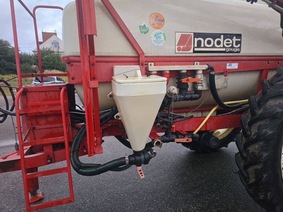 Opryskiwacz Kuhn Nodet 24m 3000L własna hydraulika