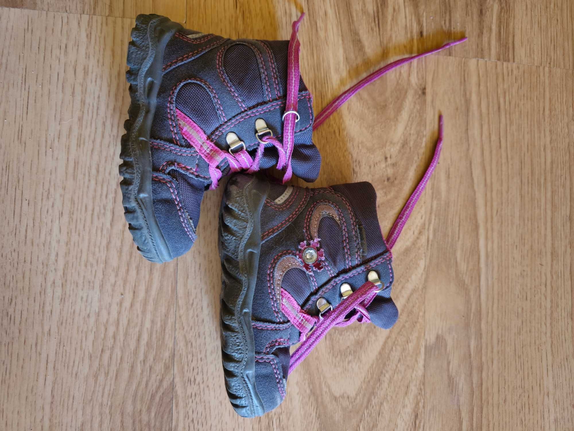 Buty lekko ocieplane gore tex r. 22