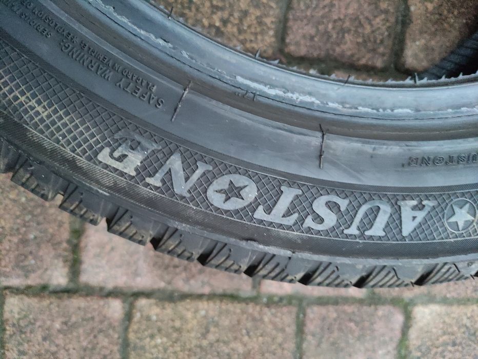 Opony zimowe 205/55 R17 Austone 2021r 4szt ładny stan!