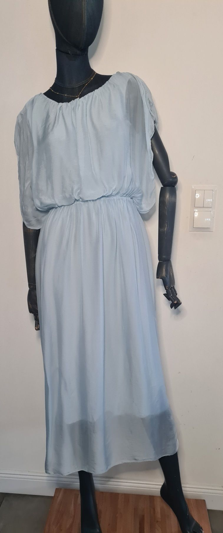 Błękitna sukienka w stylu greckim. 30% Jedwab i 70% Wiskoza. L / XL