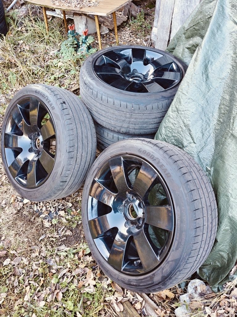 Koła E39 E60 e46  18 5x120 BMW styling czarne z oponami Goodyear eagle